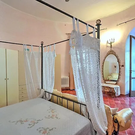 Villa Sleeps 12 Pool Air Con Wifi Maiori