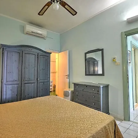 Sleeps 12 Pool Air Con Wifi Villa