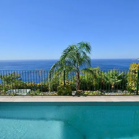 Villa Sleeps 12 Pool Air Con Wifi
