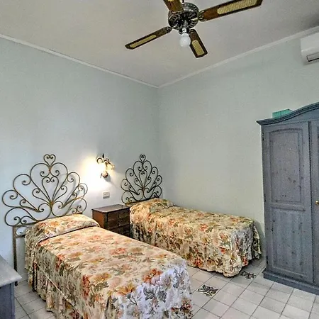 Sleeps 12 Pool Air Con Wifi * Maiori